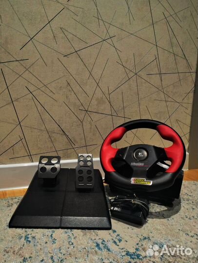 Игровой руль logitech