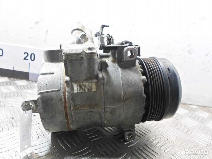 Компрессор системы кондиционирования Mercedes-Benz