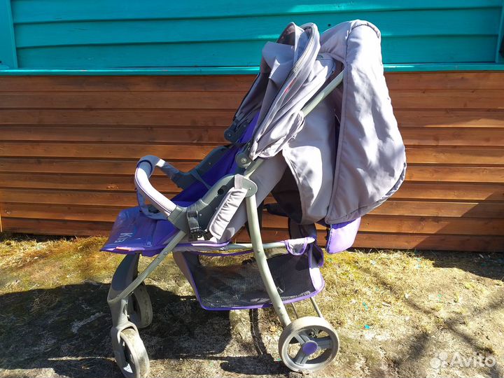 Прогулочная коляска