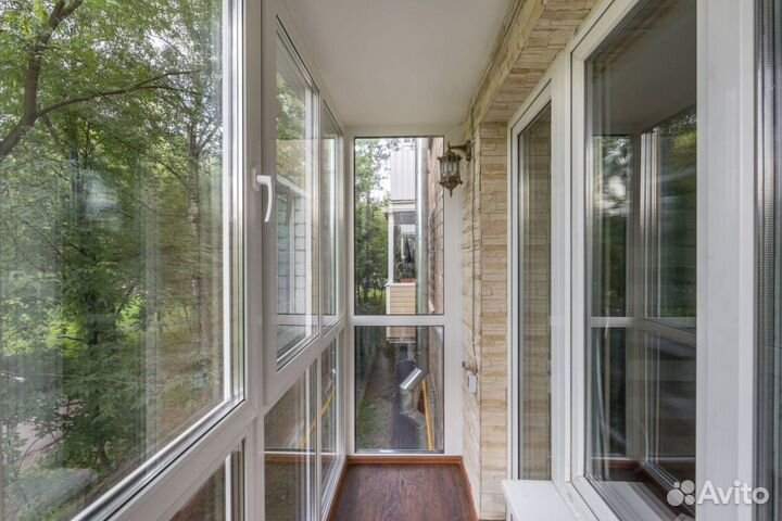 Остекление и отделка балконов