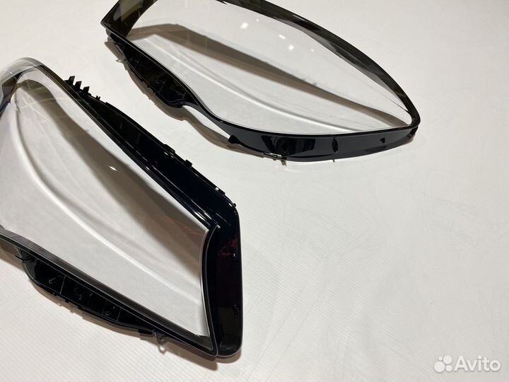 Стекла фар Mercedes W117 рестайлинг