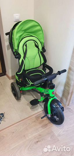 Трехколесный детский велосипед с ручкой бу