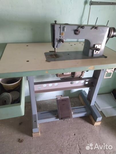 Швейная машина промышленная