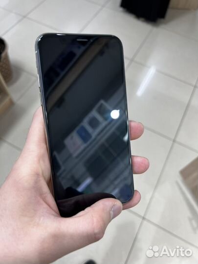 iPhone X, 256 ГБ