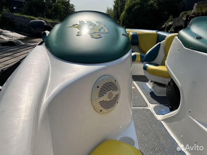 Реактивный катер