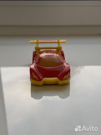 Машинка игрушка киндер