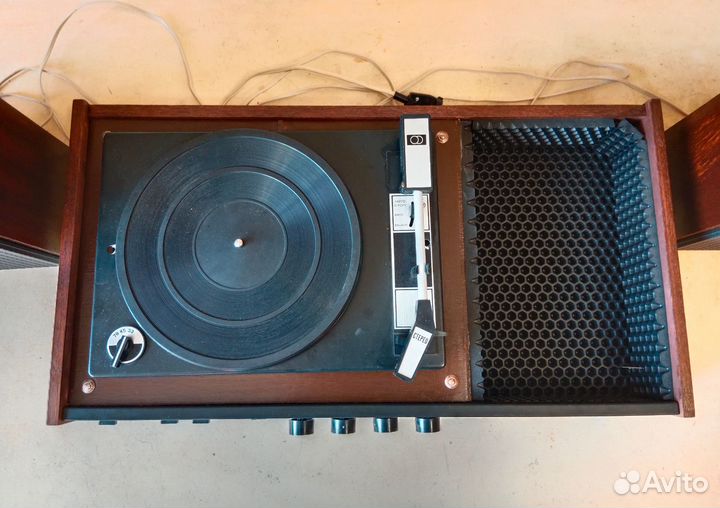 Проигрыватель пластинок