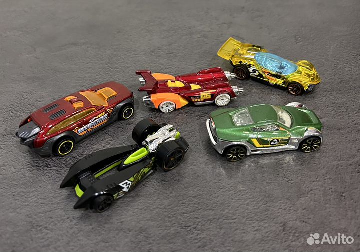 Машинки hot wheels