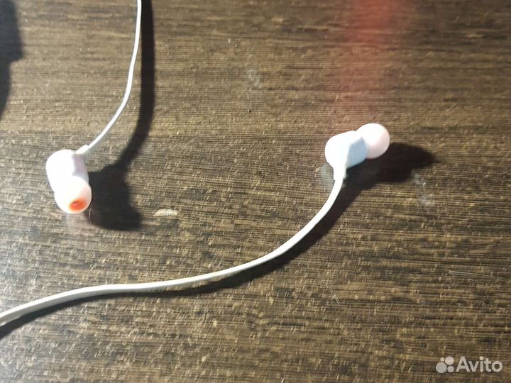 Проводные наушники jbl
