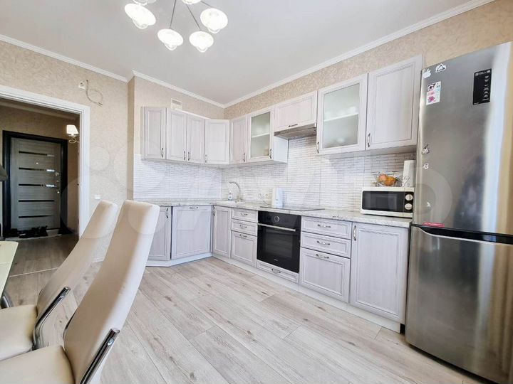 2-к. квартира, 60,3 м², 7/17 эт.