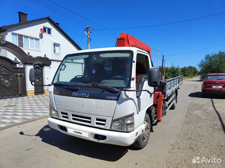 Isuzu NQR75 с КМУ, 2007