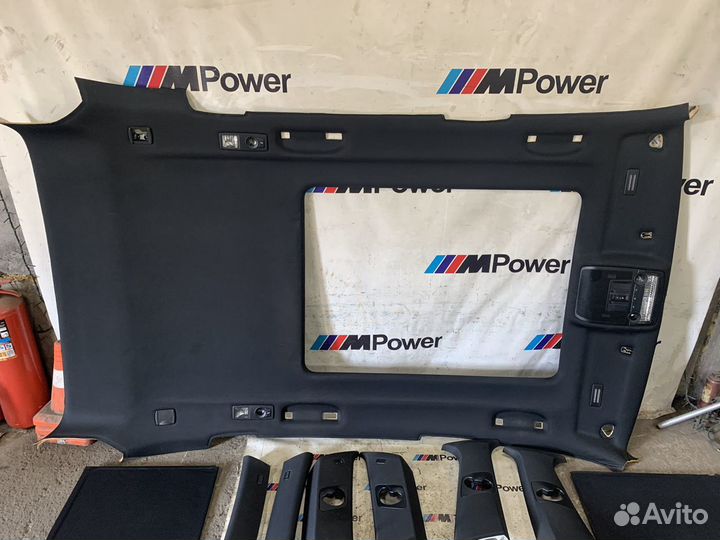 Черный потолок BMW E70