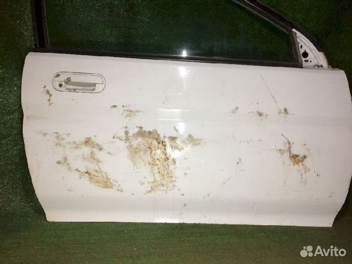 Дверь правая Honda HR-V GH2 Белая царапины