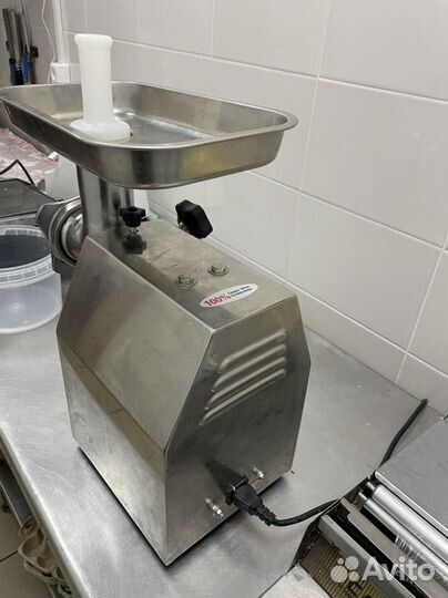 Мясорубка электрическая