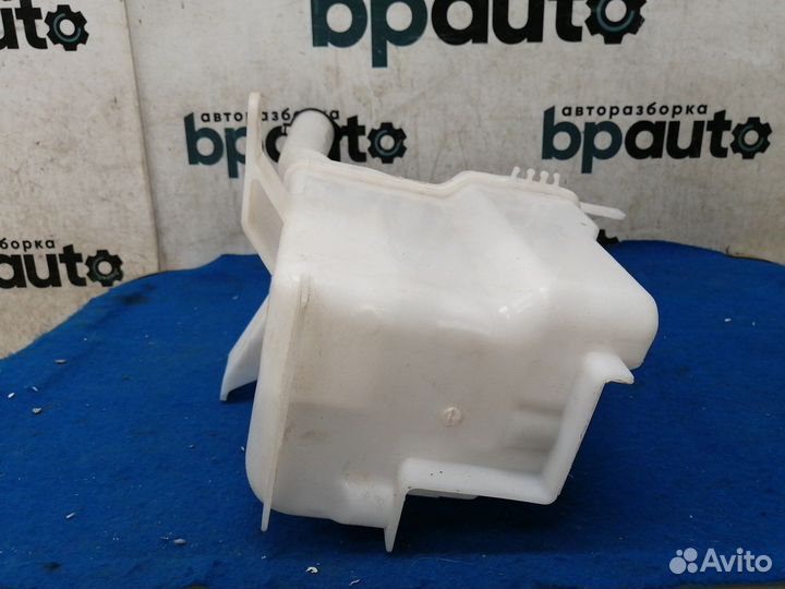 Бачок омывателя 8531533260 Toyota Camry