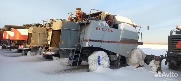 Комбайн Ростсельмаш Vector 410, 2007