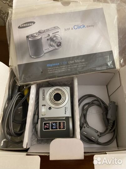 Цифровая фотокамера Samsung