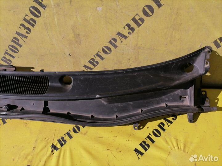 Жабо (решетка стеклоочистителя) Lexus Is250