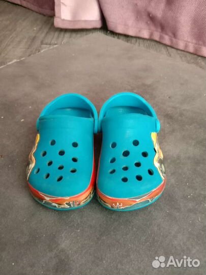 Crocs оригинал с 6-7 (22-23)