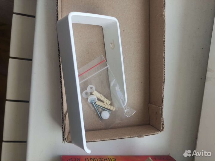 Держатель для туалетной бумаги