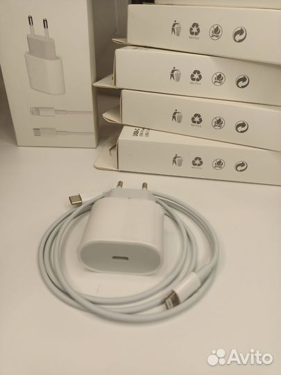 Зарядка на iPhone