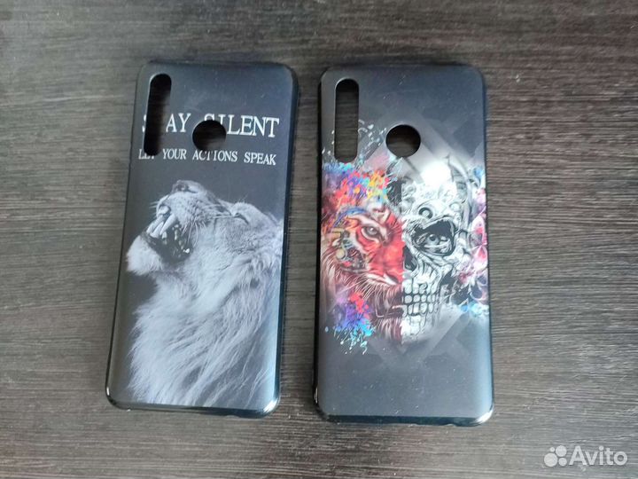 Чехлы на телефон