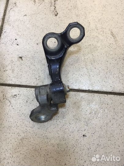 Петля двери задняя Ford Focus 2 shda 2011