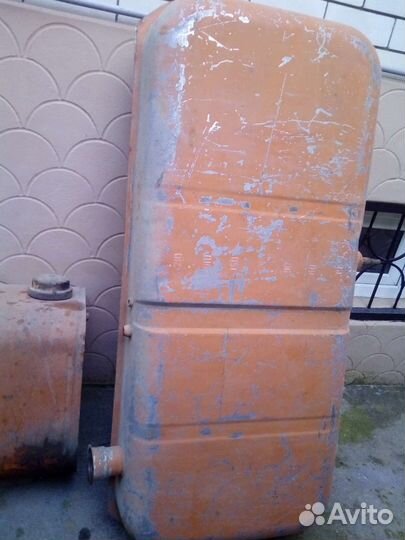 Бак для комбайна