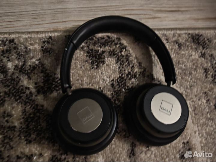 Беспроводные наушники dali io-4