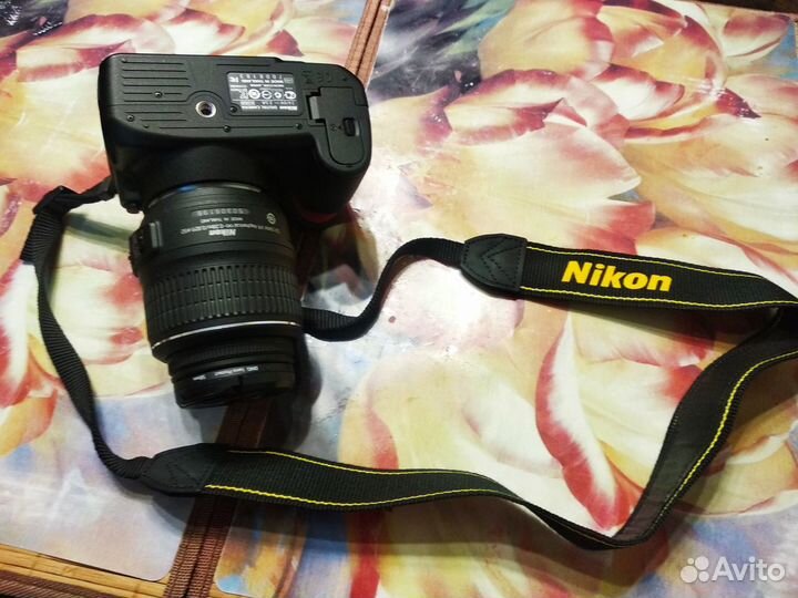 Цифровая фотокамера nikon D3100