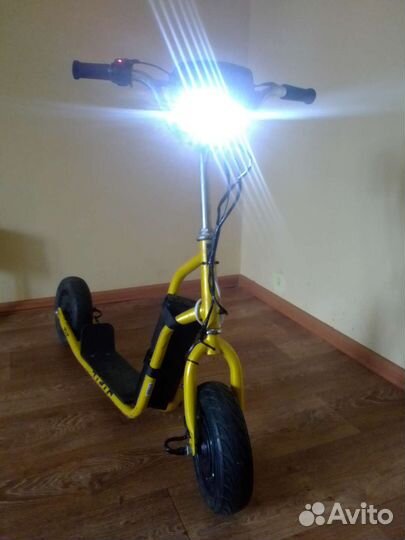 Электросамокат резвый, мягкий, полнопривод