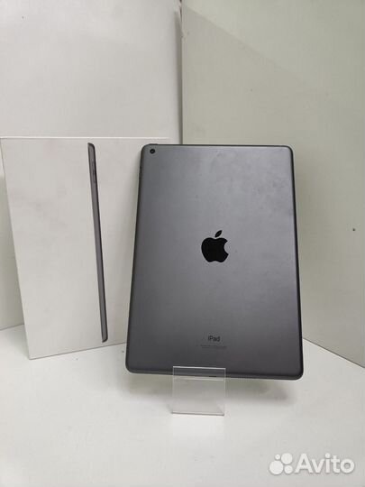 Планшет без SIM-карты Apple iPad (2021) 10.2 Wi-Fi