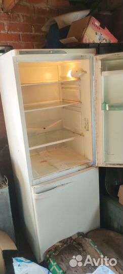 Холодильник бу