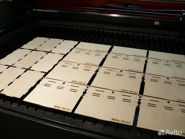 Лазерная резка и гравировка фанеры, пластика и т.д