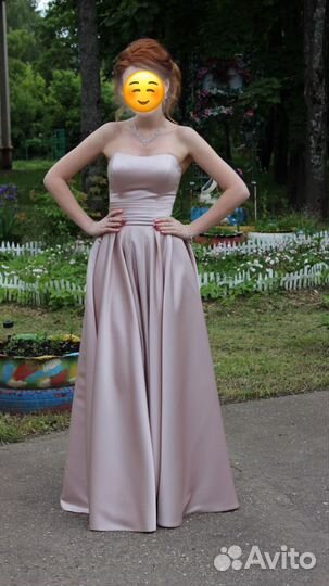 Вечернее платье