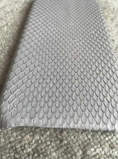Чехол из кожи питона на 7+ (Второй Hermes в подаро