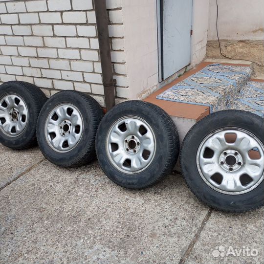 Колеса в сборе R16