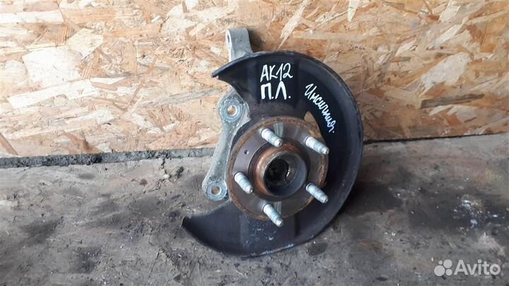 Кулак поворотный передний левый Opel Insignia 200