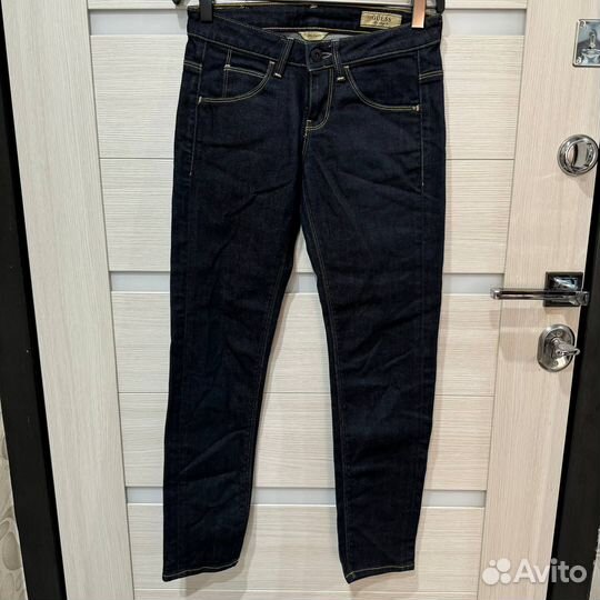Джинсы тёмно-синего цвета Guess оригинал