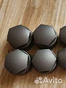 Колпачки на колесные болты VAG Skoda