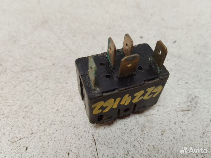 Кнопка обогрева сидений