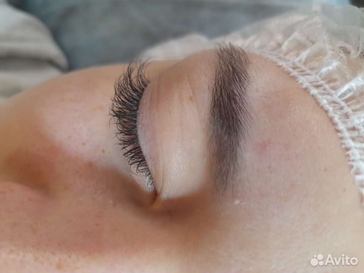 Наращивание, ламинирование ресниц, брови 