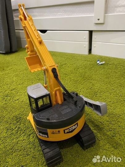 Экскаватор