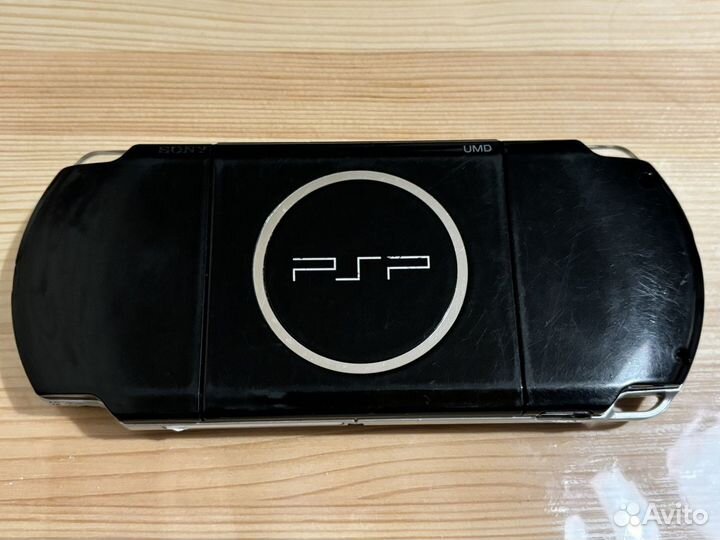 Sony PSP Slim 3008 прошитая 16gb с играми