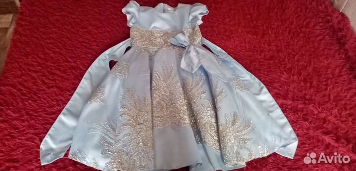 Платье на девочку