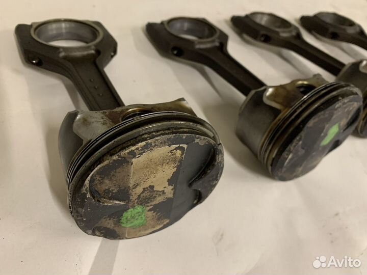 Поршень Bmw E90 N42B18