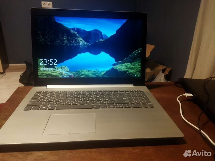 Ноутбук lenovo