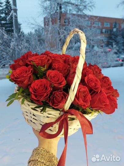 31 Роза в Корзине