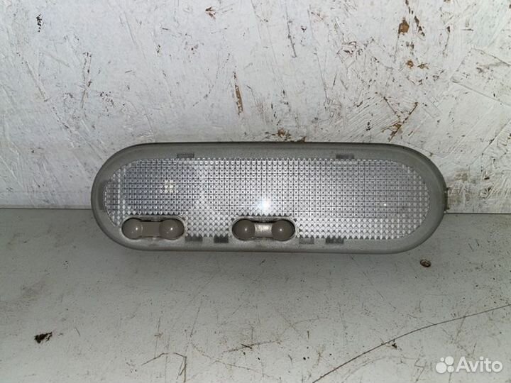 Плафон подсветки салона Renault Megane седан K4M