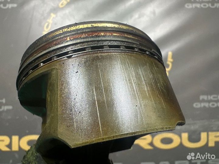 Поршень Mercedes-Benz S-Class W220 113.966